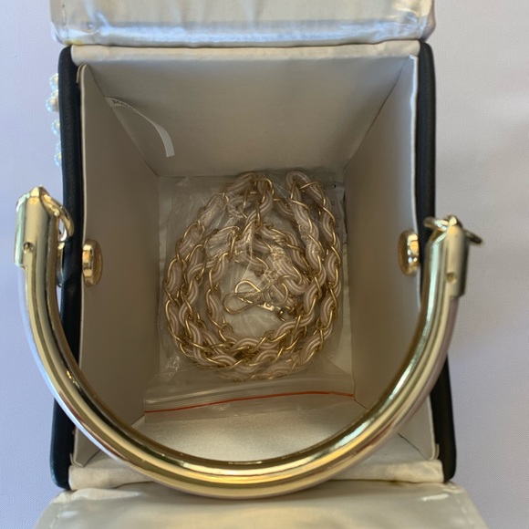 Beaded Flower Evening Bag - Light Pink - Picture 6 of 6